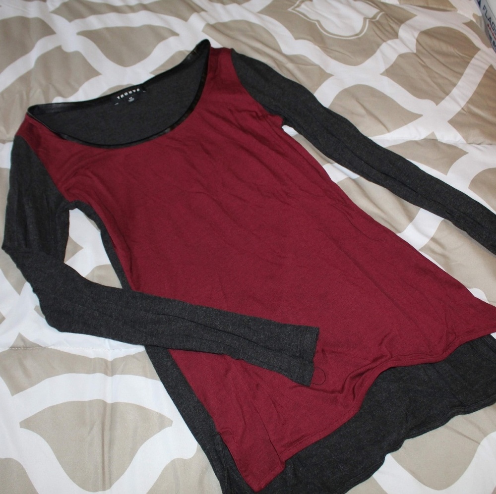 ⭐ Trouve red/charcoal long sleeve